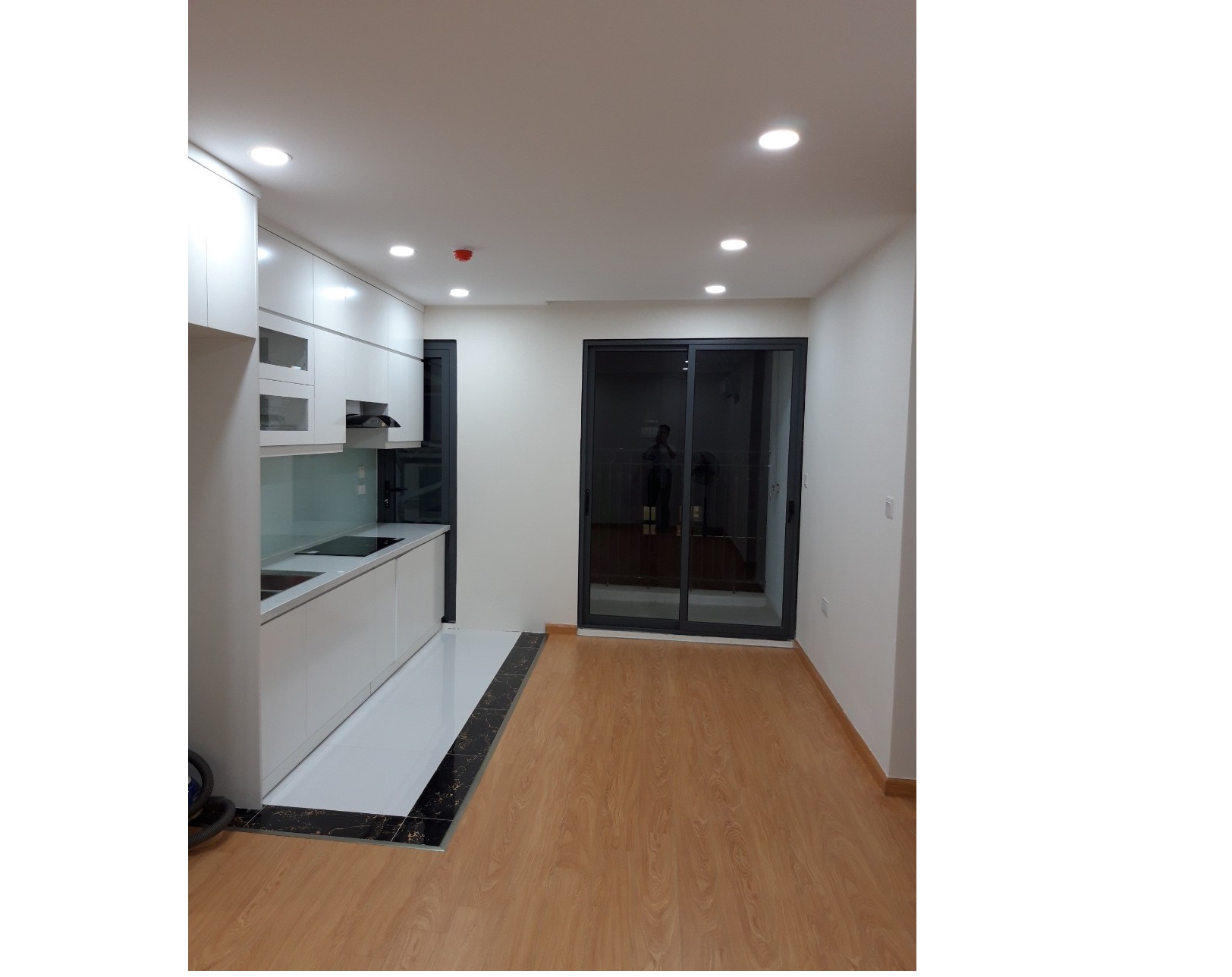 1 bedroom apartment for rent in The Garden Hills, Tran Binh street, Cau Giay district