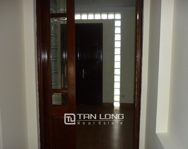 3.5 storey with basic furnitures house for rent in Me Tri Ha, Nam Tu Liem district 1