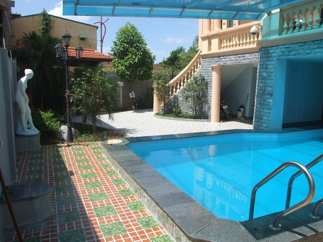 3-storey villa with swimming pool for lease in Nguyen Khoai road, Hai Ba Trung dist, Hanoi