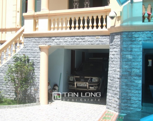 3-storey villa with swimming pool for lease in Nguyen Khoai road, Hai Ba Trung dist, Hanoi 7