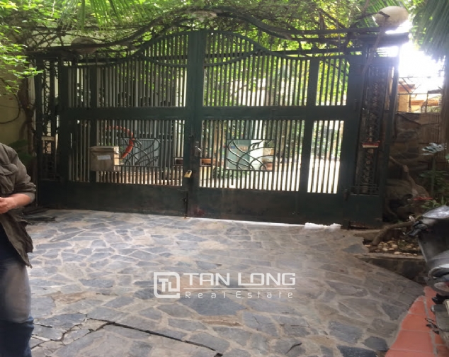 4 bedroom house for rent on Thong Phong, Dong Da 2