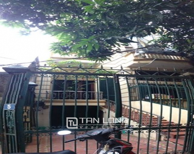 6 BEDROOM house for lease in Bach Dang street, near city center of Hanoi! 3