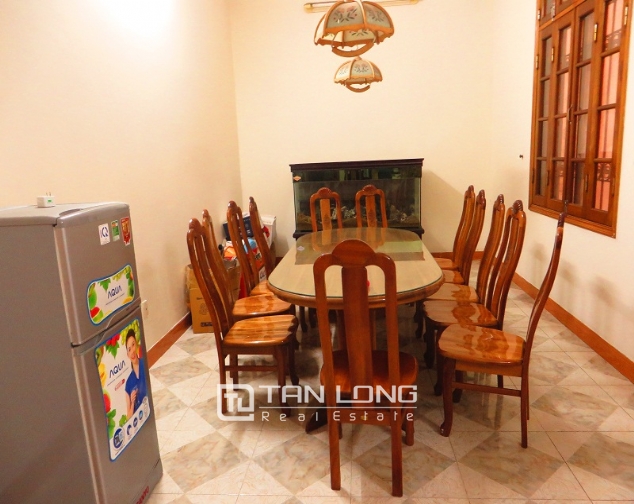 6 bedroom house for rent in Thong Phong lane, Ton Duc Thang street, Dong Da district 3
