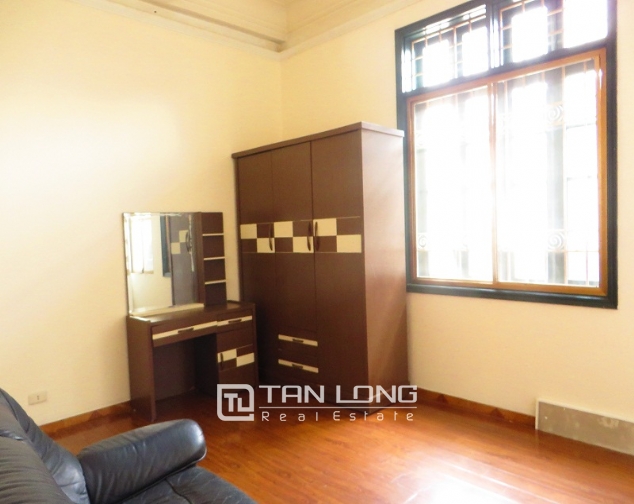6 bedroom house for rent in Thong Phong lane, Ton Duc Thang street, Dong Da district 8