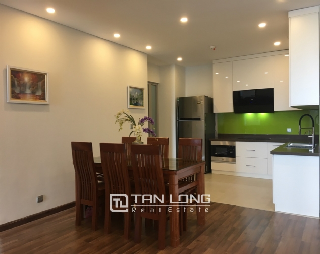 A 3-bedroom apartment for rent on the diplomatic corps area in Nothern Tu Liem district! 7