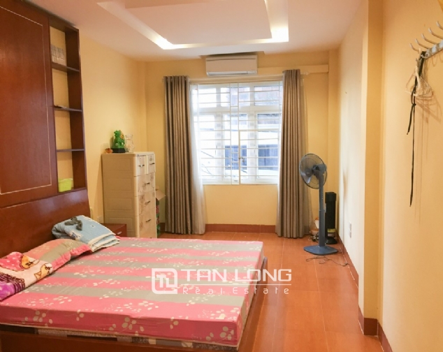 A nice 4 bedroom house for rent in Dao Tan str., Ba Dinh dist. 3