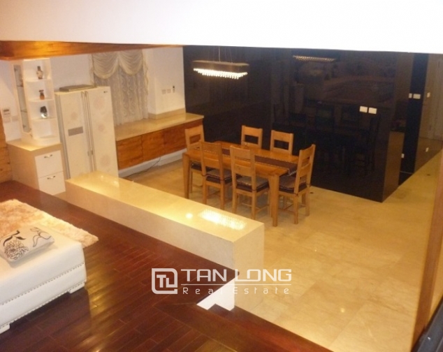 Beautiful penhouse in p2, ciputra, Tay Ho, Hanoi for lease 1