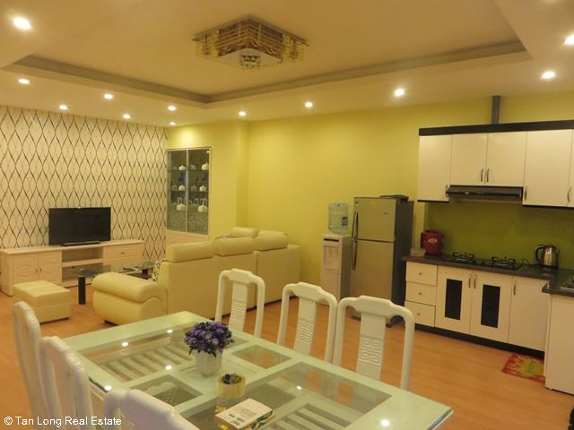 Beautiful serviced apartment for rent in Ngoc Lam street, Long Bien district 9
