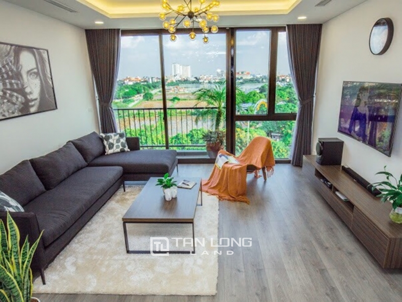 Big balcony service apartment Trinh Cong Son Tay Ho 10
