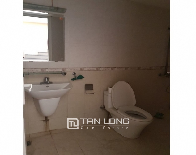 Bight house in Chelsea park, Trung Kinh, Cau Giay district, Hanoi for lease 4