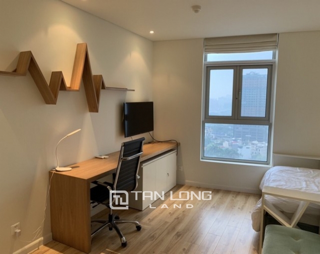 Bright and Westlake view 2 bedroom apartment for rent in Watermark, Lac Long Quan street,Tay Ho district 4