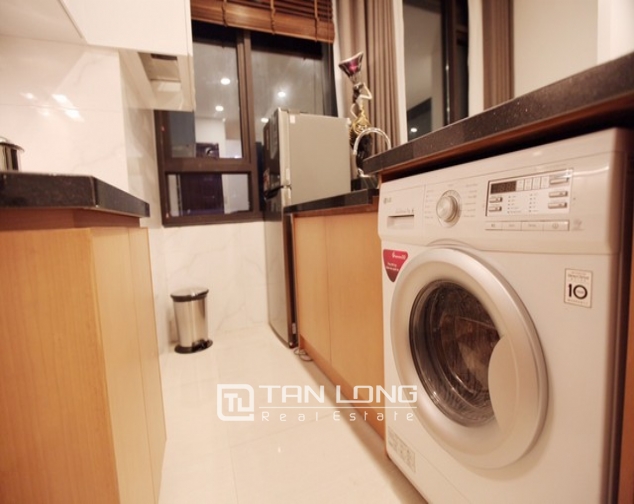 Charming 1 bedroom serviced apartment rental with street view in Ngo Quyen, Hoan Kiem 5