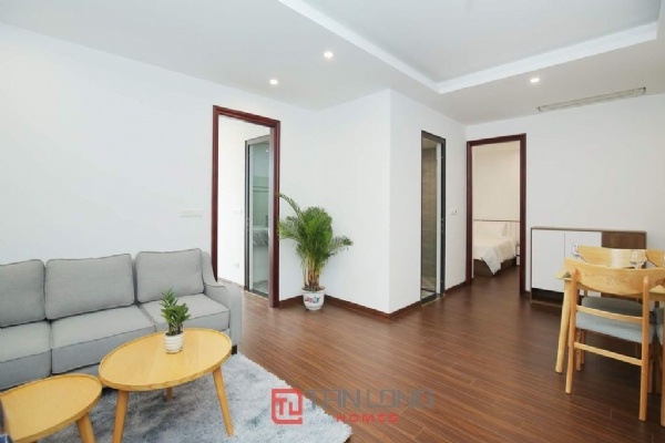 City view and luxurious 2 bedroom in Yen Phu street for lease. 
