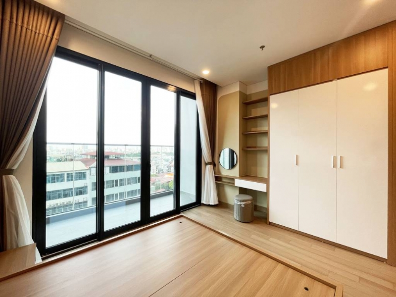 Contemporary Serviced Studio Apartment for Rent at Lancaster Luminaire 10