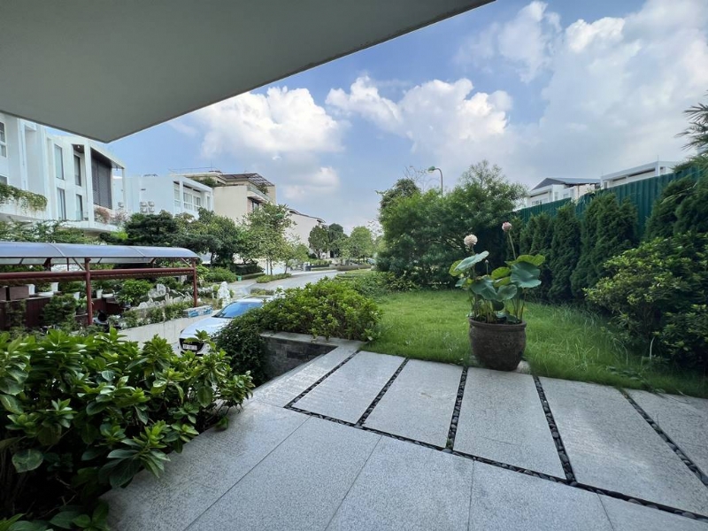 Excellent - view villa to rent in Q block, Ciputra Hanoi 1