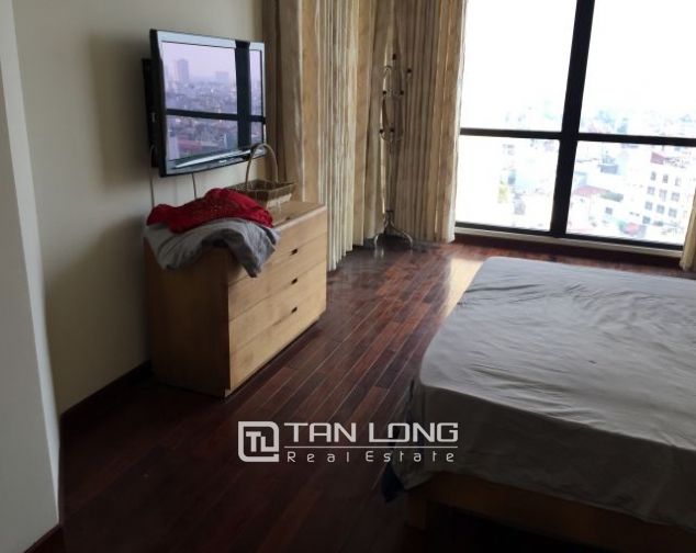 Fascinating apartment for rent in Vincom tower, Ba Trieu 2