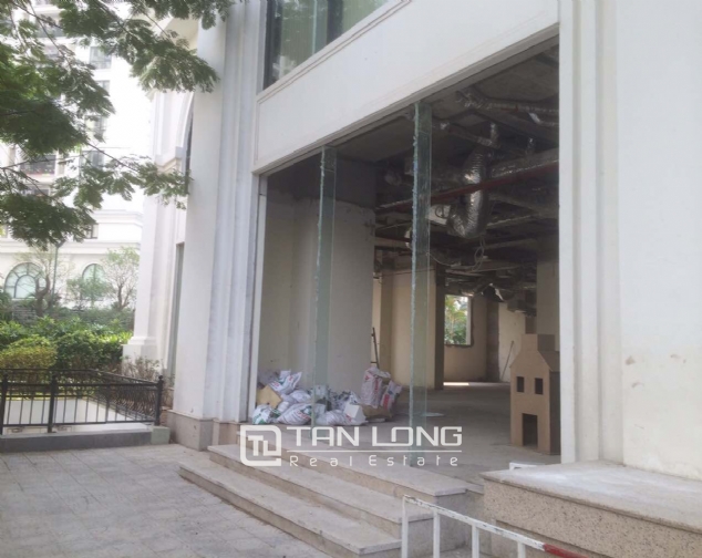 Fist floor in Royal City in Thanh Xuan dist, Hanoi for lease 8
