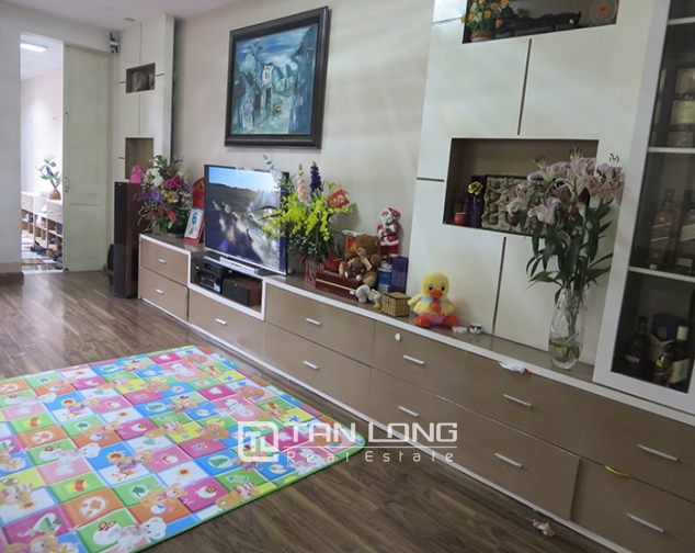 Fully furnished apartment for rent in Dinh Liet stress, Hoan Kiem district. 3