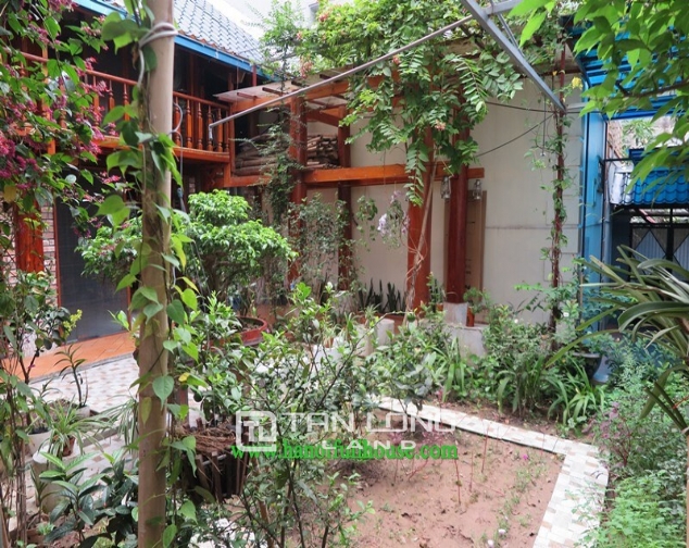 Garden house with 2 bedrooms for rent on Hoang Hoa Tham, Ba Dinh district 10