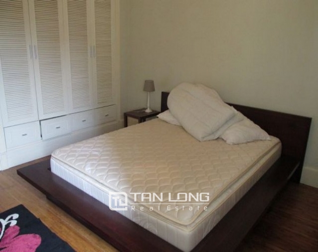 Glamorously serviced apartment in Ba Trieu street, Hoan Kiem dist for lease 6