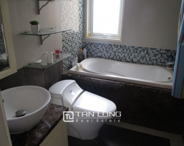 Glamorously serviced apartment in Ba Trieu street, Hoan Kiem dist for lease 10