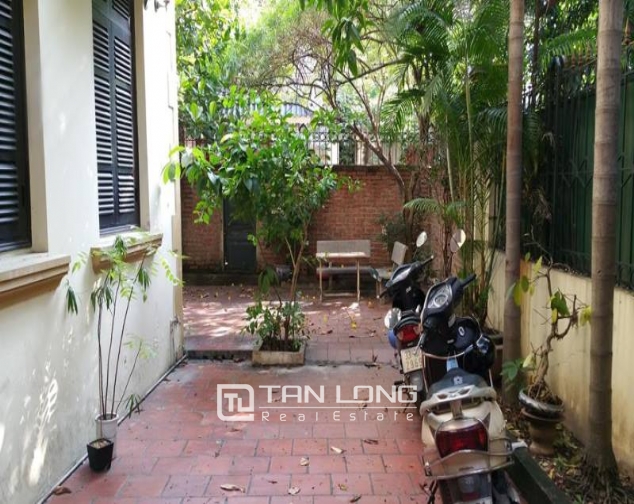 Large 4 bedroom villa for rent in Hoang Hoa Tham, Ba Dinh, Hanoi 3