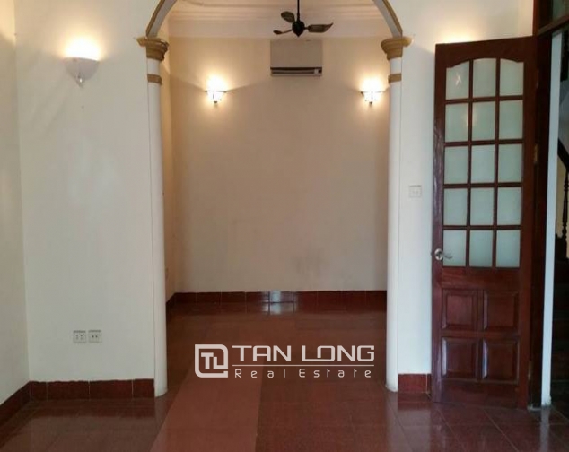 Large 4 bedroom villa for rent in Hoang Hoa Tham, Ba Dinh, Hanoi 4