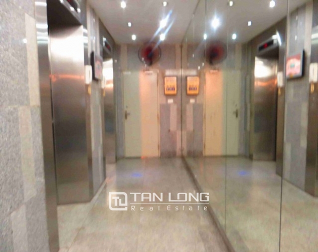 Large office in Ba Dinh district, Hanoi for lease 3