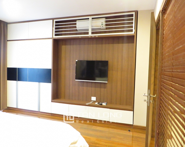 Luxurious serviced apartment for rent in Yet Kieu, Hoan Kiem district 7