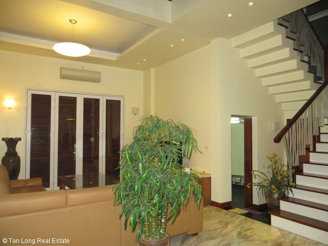 Luxury fully furnished 5 bedroom villa to rent on Tran Binh street, My Dinh, Nam Tu Liem district, Hanoi 10