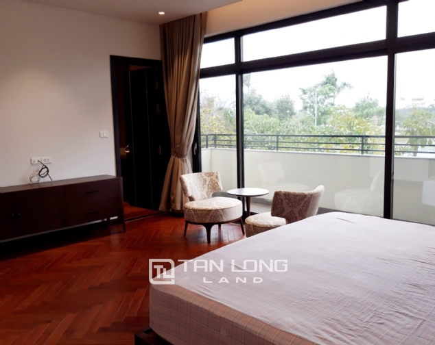 Modern single villa for rent in one of the hottest urban in Tay Ho Tay - Starlake! 8