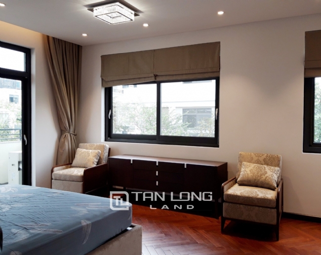Modern single villa for rent in one of the hottest urban in Tay Ho Tay - Starlake! 9