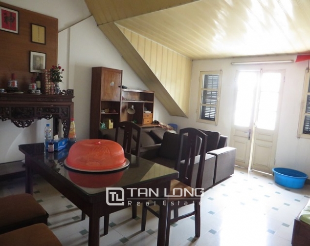 Nice 3 storey villa with big courtyard for rent in Tong Duy Tan, Ba Dinh, Hanoi 7