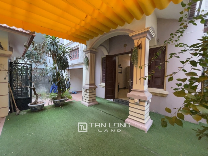 Nice garden villa for rent in Tay Ho area, close to Bangladesh Embassy in Vietnam 5
