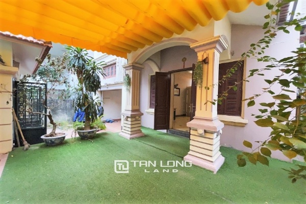 Nice garden villa for rent in Tay Ho area, close to Bangladesh Embassy in Vietnam