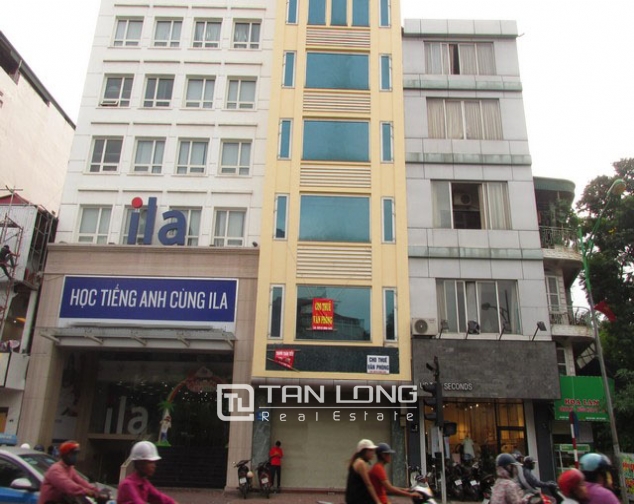 Nice office building for lease in Hue street 1