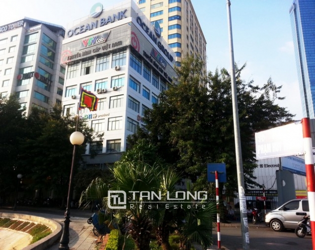 Nice office in Nguyen Chi Thanh street, Ba Dinh dist for lease 2