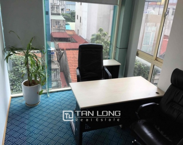 Nice office in Trieu Viet Vuong street, Hai Ba Trung dist for lease 2