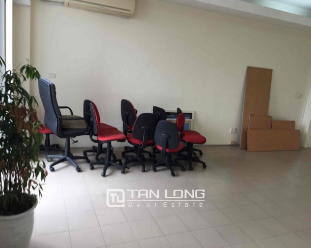Nice office in Trieu Viet Vuong street, Hai Ba Trung dist for lease 4