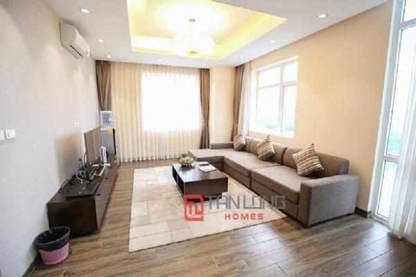 Nice service apartment 3 bedrooms in Kim Ma street for rent. 