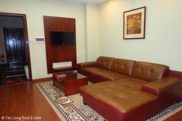 Nice serviced apartment with 2 bedrooms for lease in Cau Dat street 2