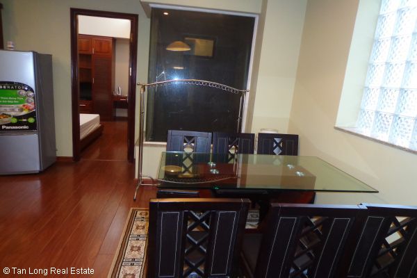 Nice serviced apartment with 2 bedrooms for lease in Cau Dat street 6