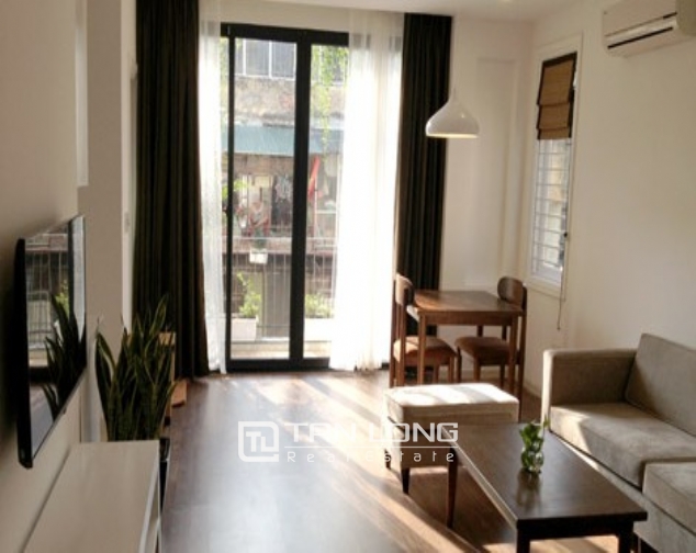 Renting 1 bedroom serviced apartment in Nguyen Chi Thanh, Dong Da district 1