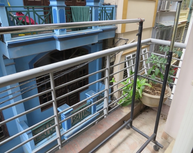Serviced apartment for rent on Thai Ha street – 2 Bed / 2 Bath – 100Sq m 3