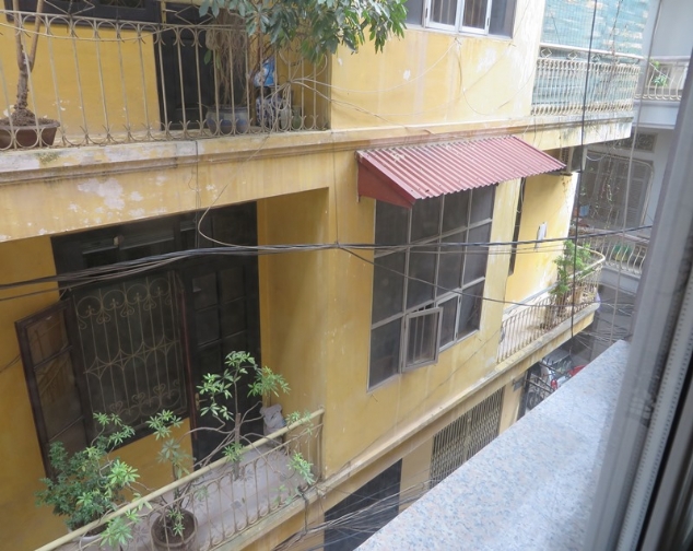 Serviced apartment for rent on Thai Ha street – 2 Bed / 2 Bath – 100Sq m 4