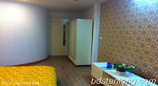 Serviced apartment in Dong Da district for rent 9
