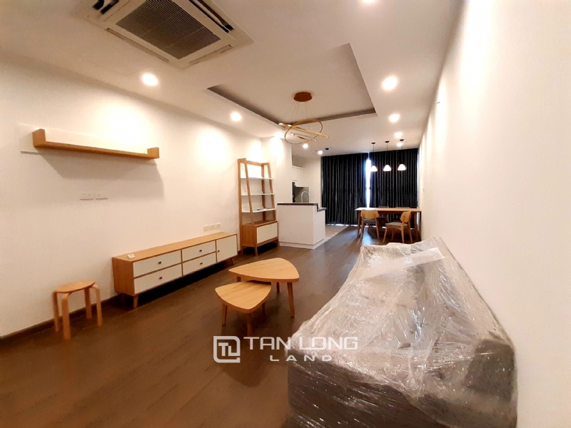 SPACIOUS 2 bedroom apartment for rent in Twin Tower, 265 Cau Giay 2