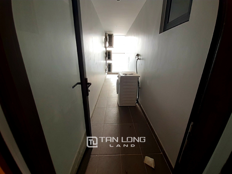 SPACIOUS 2 bedroom apartment for rent in Twin Tower, 265 Cau Giay 14