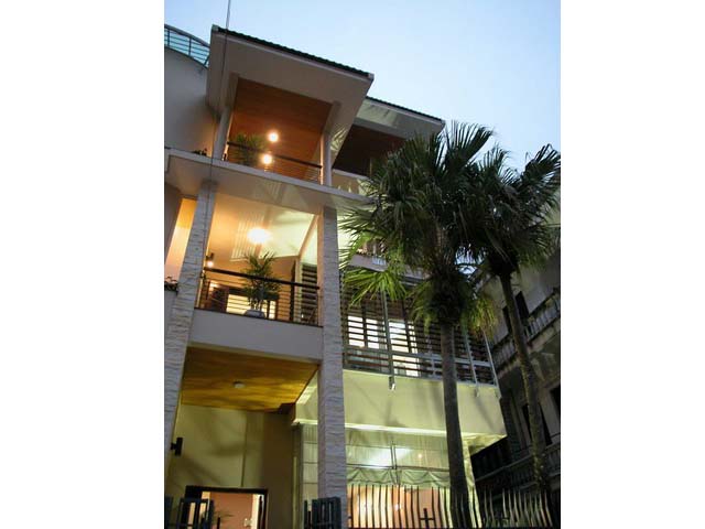 Splendid villa with 4 storey for lease in Tran Phu, Ba Dinh, Hanoi