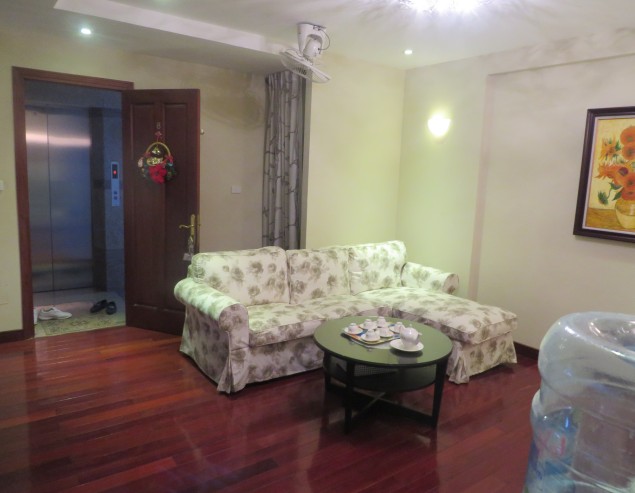 Stunning 2 bedroom apartment to rent in Hai Ba Trung, Hoan Kiem district, full of modern furniture